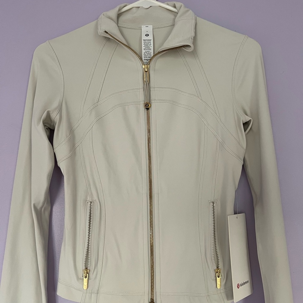 Lululemon Bone Define Cropped Jacket